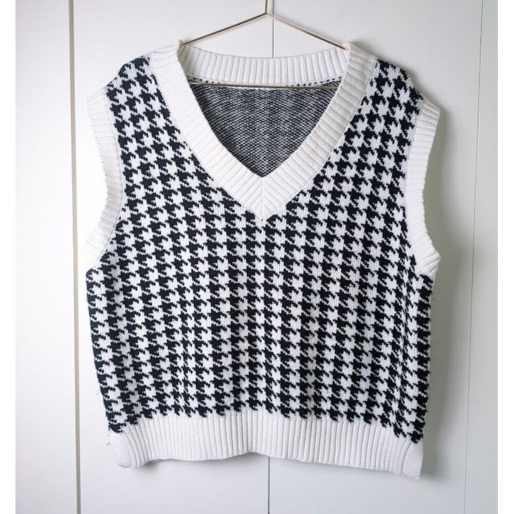 Women's Houndstooth V Neck Sweater Vest Sleeveless Medium Black White
